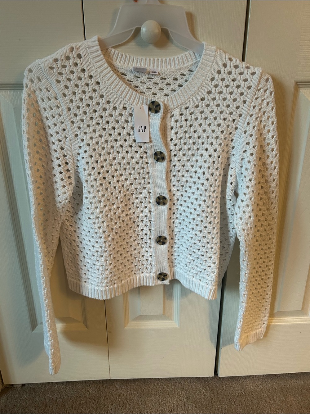 NWT. GAP White Open-Knit Button-Up Sweater